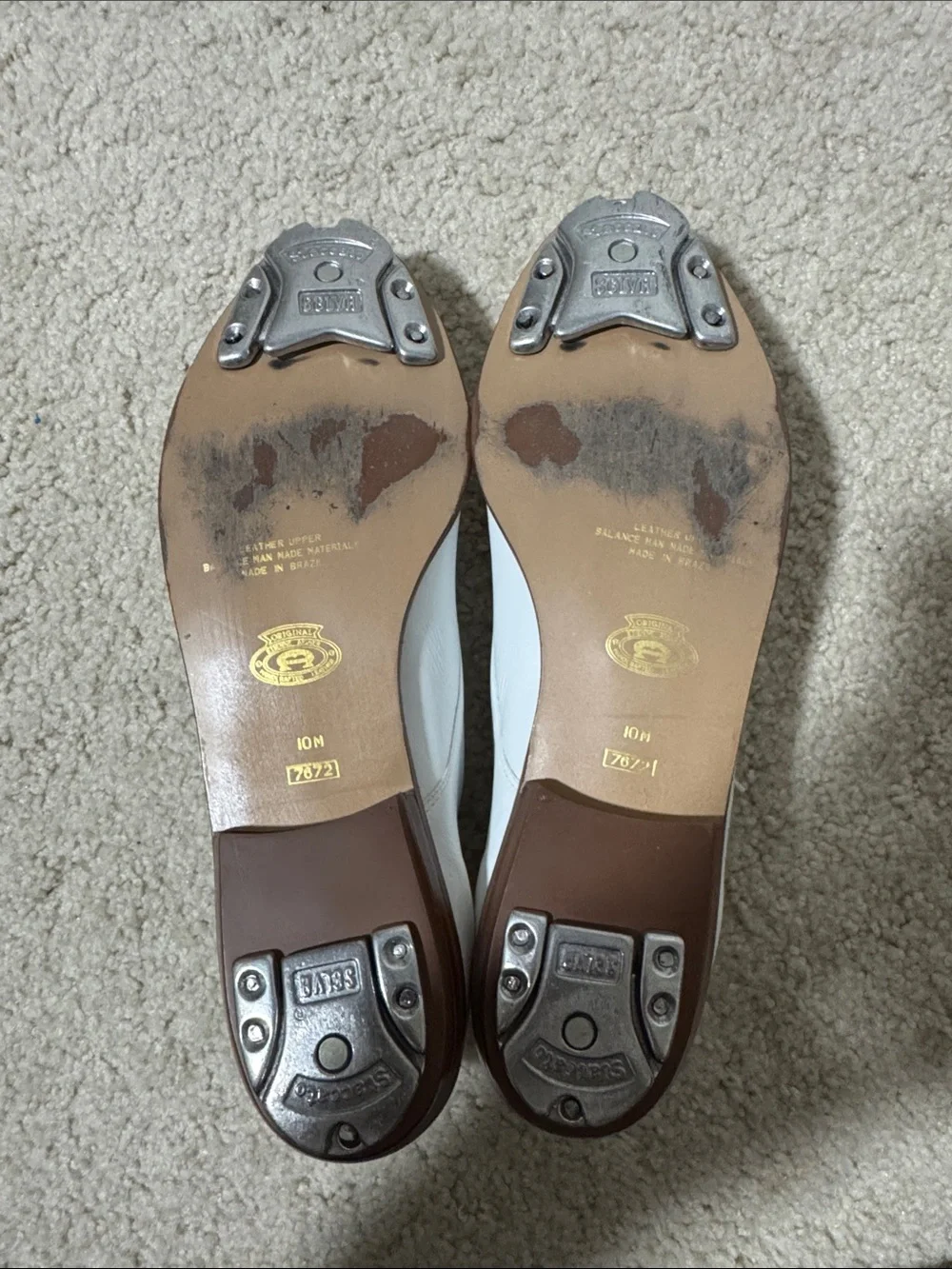 Etienne Aigner Clogging Shoes (Size 10M)